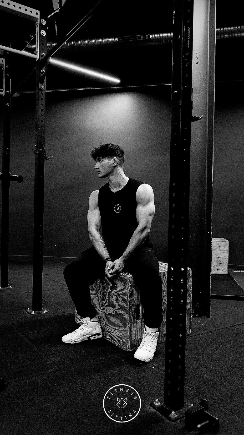 Lifting Tank